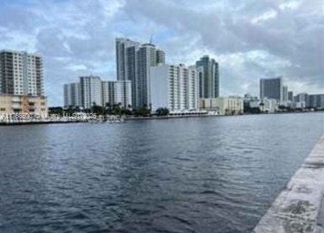 Property at 1000 Parkview Dr #304, Hallandale Beach, FL 33009, 1 bed, 1.5 baths