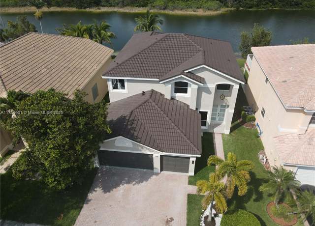 Property at 17381 SW 33rd St, Miramar, FL 33029, 5 beds, 3 baths