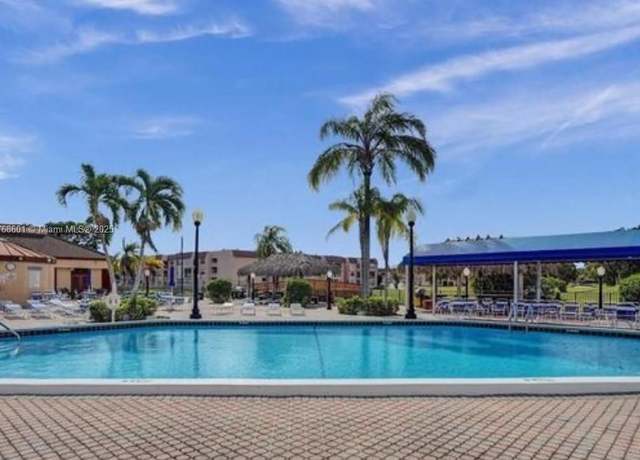 Property at 8101 N Sunrise Lakes Dr #105, Sunrise, FL 33322, 1 bed, 1.5 baths