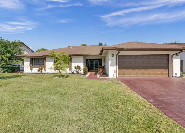 Property at 731 SW 99th Ave, Pembroke Pines, FL 33025, 4 beds, 2.5 baths