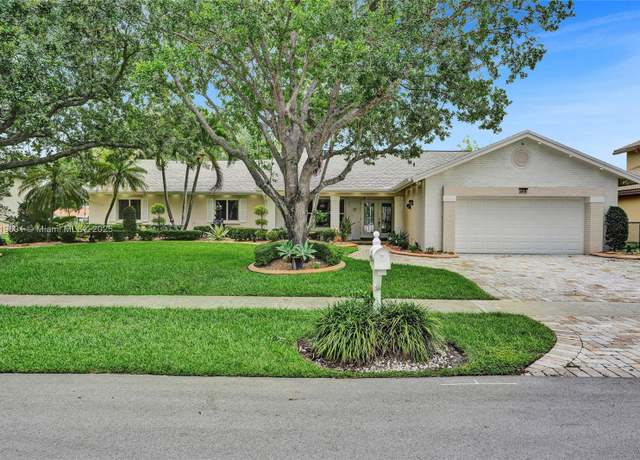 Property at 411 NW 201st Ave, Pembroke Pines, FL 33029, 4 beds, 2 baths