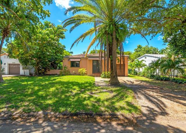 Property at 448 Cadagua Ave, Coral Gables, FL 33146, 2 beds, 1 bath