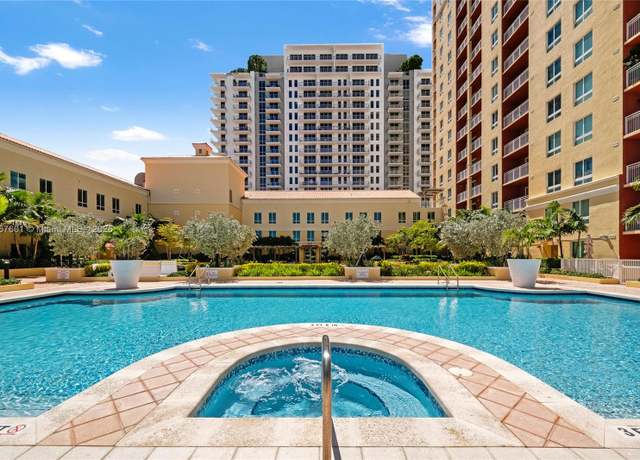 Property at 7350 SW 89th St Unit 411S, Miami, FL 33156, 1 bed, 1 bath