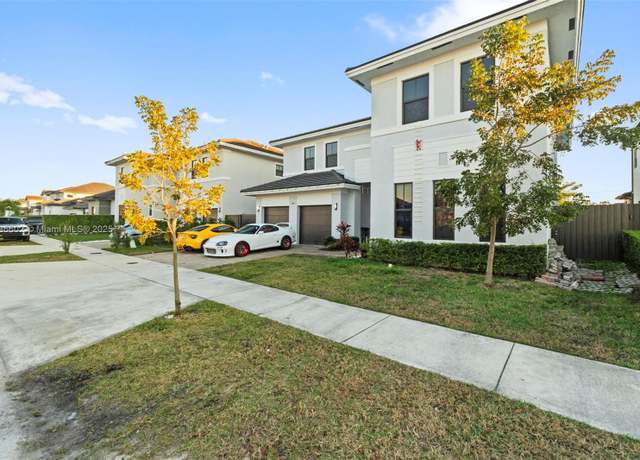 Property at 14812 SW 39th Ter, Miami, FL 33185, 5 beds, 4.5 baths