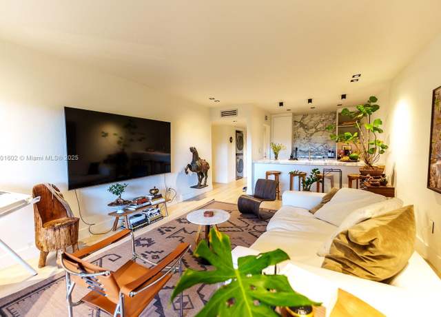 Property at 7487 SW 82nd St Unit C302, Miami, FL 33143, 1 bed, 1 bath
