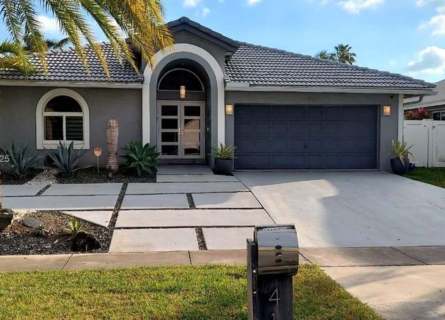 Property at 414 SE 3rd Pl, Dania Beach, FL 33004, 3 beds, 2 baths