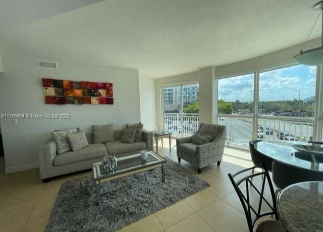 Property at 7270 SW 88th St Unit B203, Miami, FL 33156, 2 beds, 2 baths