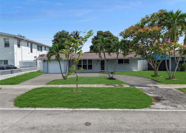 Property at 4721 W Park Rd, Hollywood, FL 33021, 5 beds, 4 baths