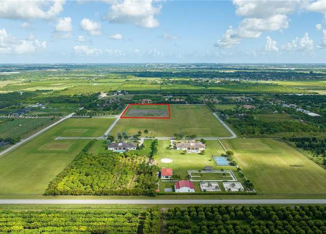 Property at 31320 SW 213 Ave, Homestead, FL 33030