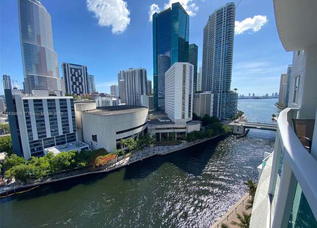 Property at 31 SE 5th St #1601, Miami, FL 33131, 2 beds, 2 baths