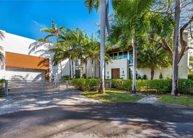 Property at 400 Tamarind Dr, Hallandale Beach, FL 33009, 6 beds, 6.5 baths