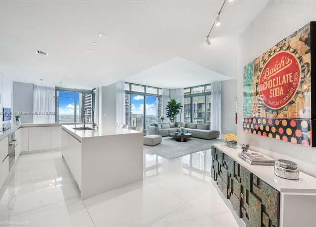 Property at 88 SW 7 St #4101, Miami, FL 33130, 4 beds, 4.5 baths