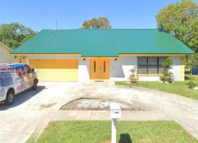 Property at 1995 NW 1st St, Boynton Beach, FL 33435, 3 beds, 2 baths
