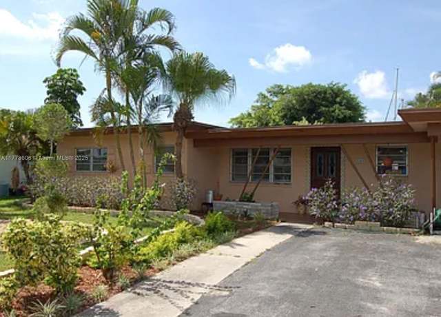 Property at 646 Ocean Inlet Dr, Boynton Beach, FL 33435, 3 beds, 2 baths