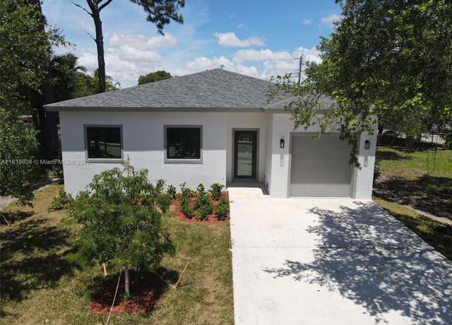 Property at 871 NW 27th Ter, Fort Lauderdale, FL 33311, 3 beds, 2 baths