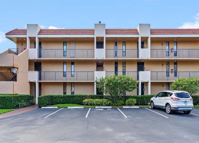 Property at 5711 Coral Lake Dr #111, Margate, FL 33063, 2 beds, 2 baths