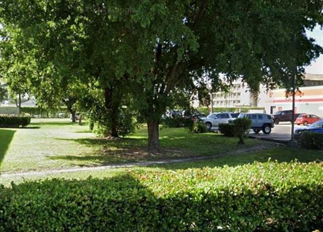 Property at Undisclosed address, Hialeah Gardens, FL 33018