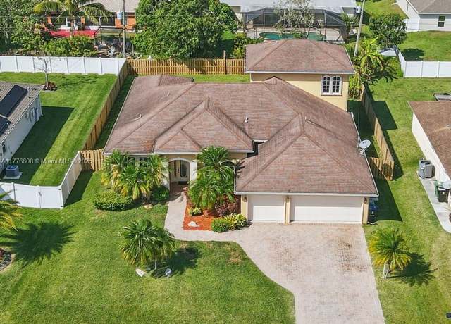 Property at 1425 SW Oriole Ln, Port St. Lucie, FL 34953, 5 beds, 3 baths
