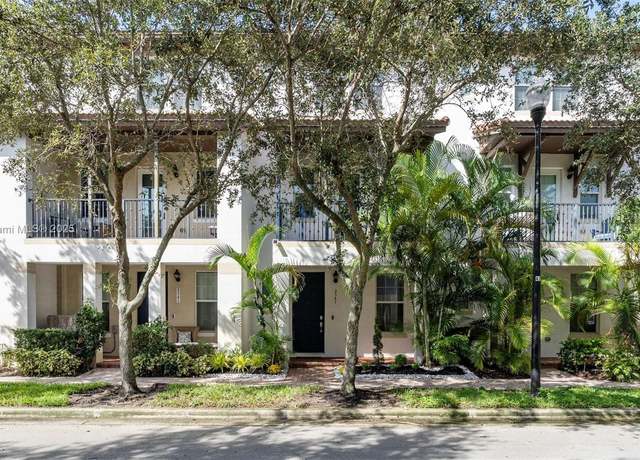Property at 2547 SW 119th Ter, Miramar, FL 33025, 3 beds, 3.5 baths