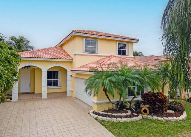 Property at 3482 Coco Lake Dr, Coconut Creek, FL 33073, 4 beds, 3 baths