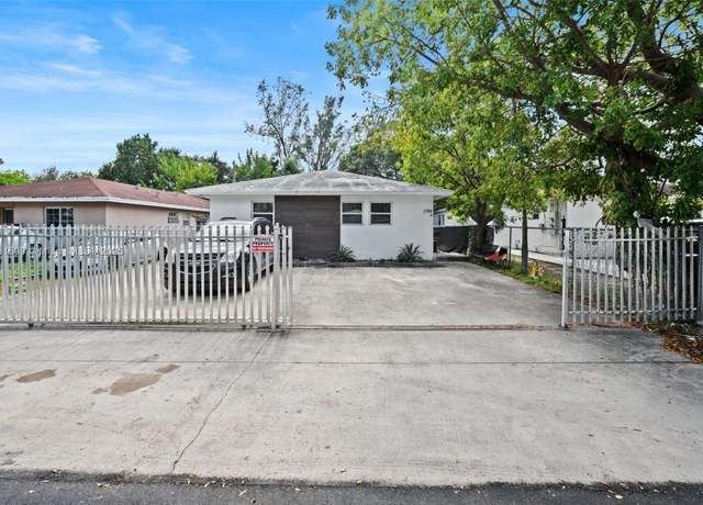Property at 2788 NW 48th St, Miami, FL 33142, 9 beds, 6 baths