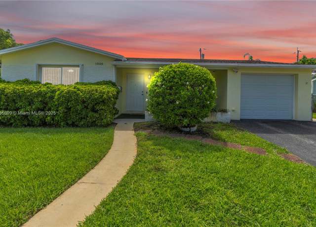 Property at 1900 N 31st Ave, Hollywood, FL 33021, 3 beds, 2 baths
