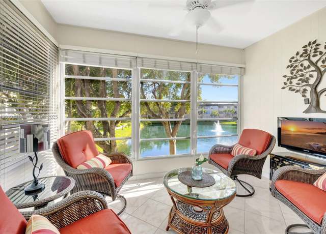 Property at 5002 NW 35th St #210, Lauderdale Lakes, FL 33319, 2 beds, 2 baths