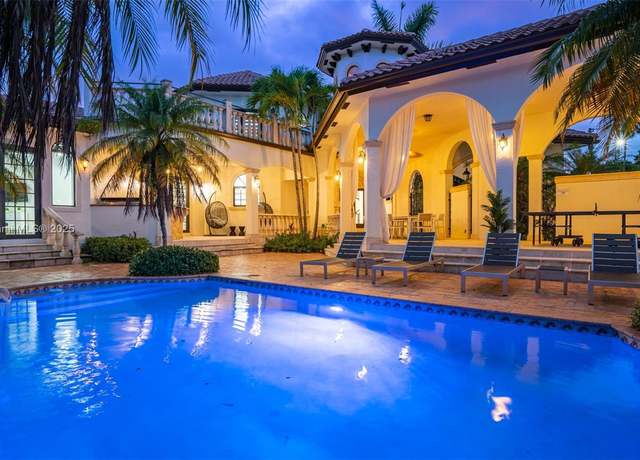 Property at 12000 NW 6th St, Plantation, FL 33325, 8 beds, 5.5 baths