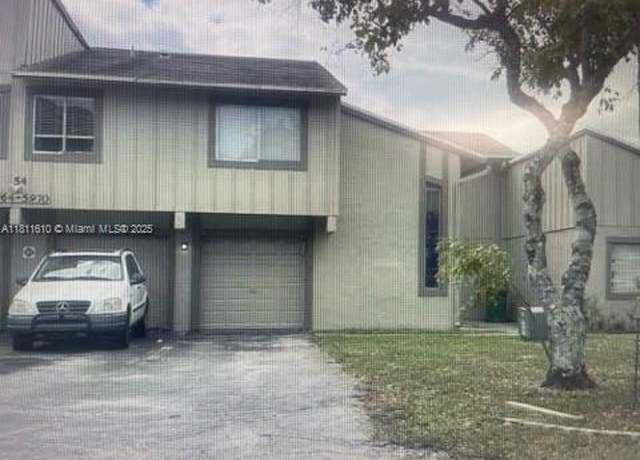 Property at 5970 NW 21st St Unit 54-E, Lauderhill, FL 33313, 3 beds, 2.5 baths