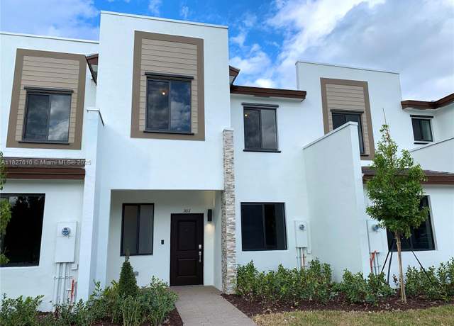 Property at 303 NE 208th Ter, Miami, FL 33179, 3 beds, 2.5 baths