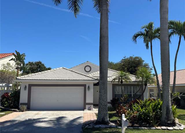 Property at 7108 Catalina Way, Lake Worth, FL 33467, 3 beds, 2 baths