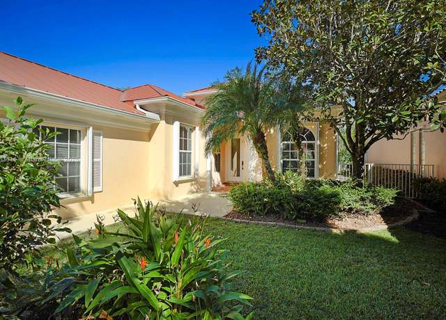 Property at 1345 SW Eagleglen Pl, Stuart, FL 34997, 3 beds, 2.5 baths