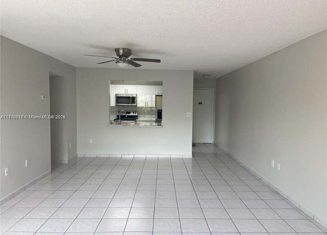 Property at 400 W Park Dr #202, Miami, FL 33172, 2 beds, 1 bath