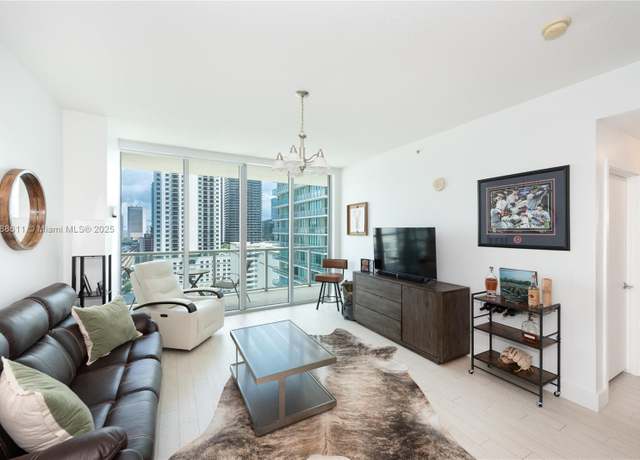 Property at 79 SW 12th St Unit 2011-S, Miami, FL 33130, 1 bed, 1 bath