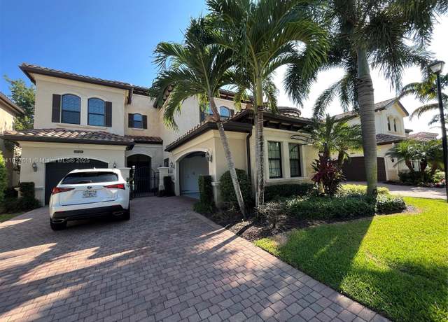 Property at 8248 Lost Creek Ln, Delray Beach, FL 33446, 5 beds, 7.5 baths
