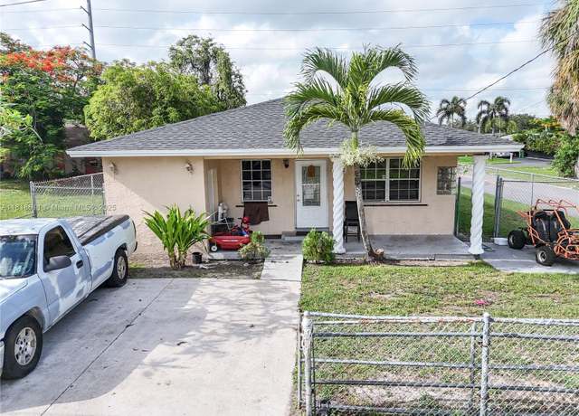 Property at 1722 NW 8th Ct, Fort Lauderdale, FL 33311, 4 beds, 2 baths