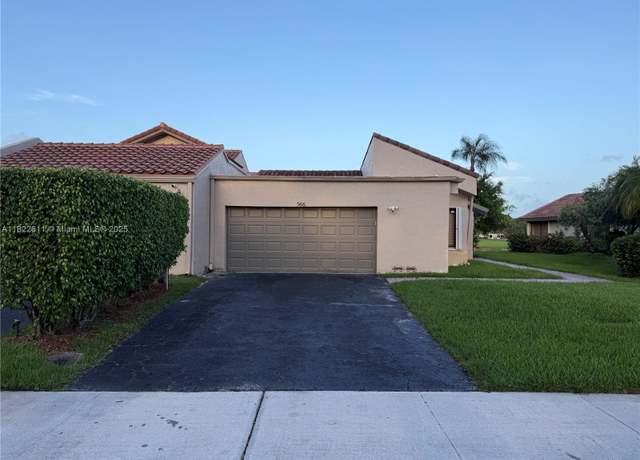 Property at 566 Village Lake Dr, Weston, FL 33326, 3 beds, 2 baths
