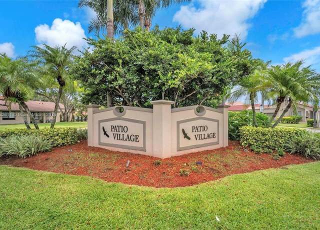 Property at 566 Village Lake Dr, Weston, FL 33326, 3 beds, 2 baths