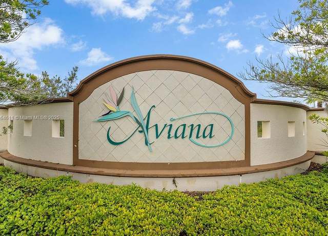 Property at 381 Cabello Dr, Davenport, FL 33837, 6 beds, 5.5 baths