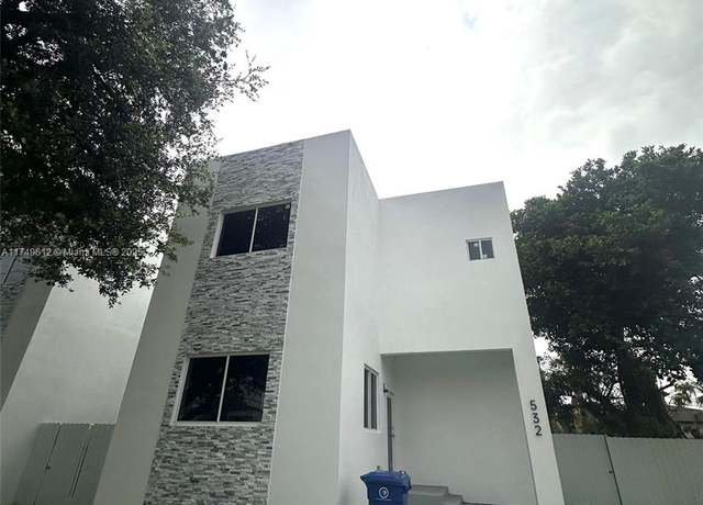 Property at 532 NW 17th Ave, Fort Lauderdale, FL 33311, 3 beds, 2.5 baths