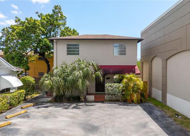 Property at 899 SW 67th Ave, West Miami, FL 33144, 3 beds, 2 baths