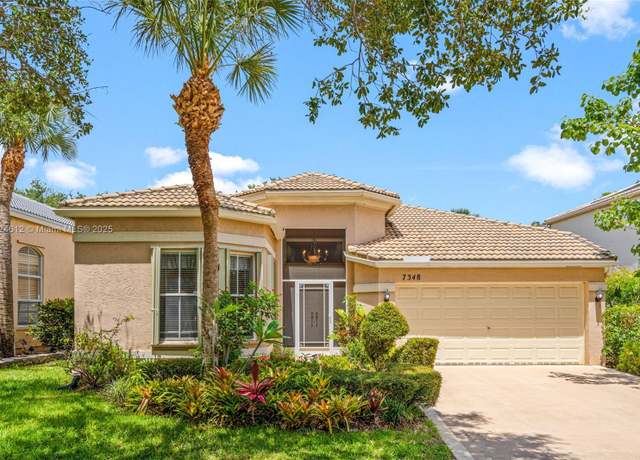 Property at 7348 Copperfield Cir, Lake Worth, FL 33467, 3 beds, 2 baths