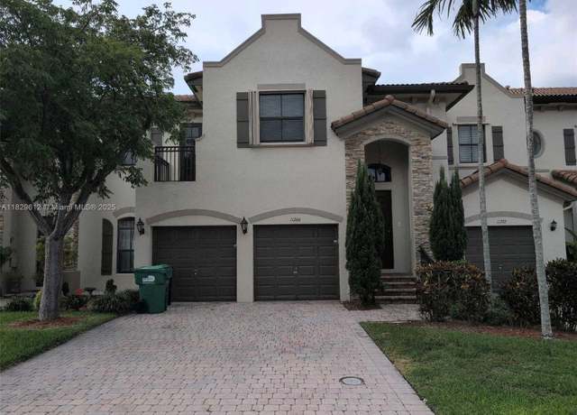Property at 11266 SW 236th Ln, Homestead, FL 33032, 4 beds, 2.5 baths