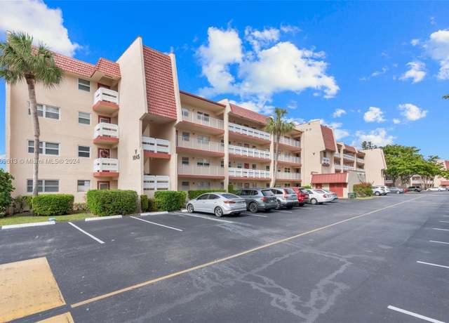 Property at 1045 Country Club Dr #402, Margate, FL 33063, 2 beds, 2 baths