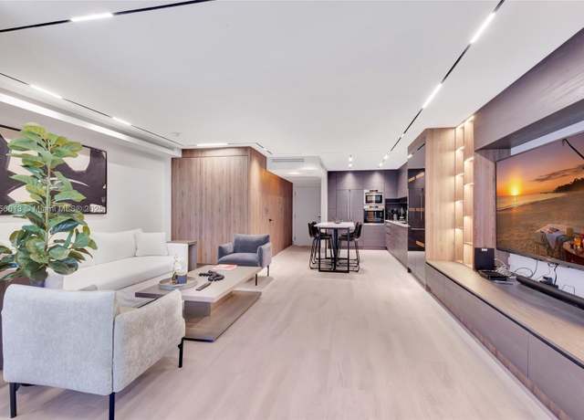Property at 2301 Collins Ave #432, Miami Beach, FL 33139, 1 bed, 1 bath