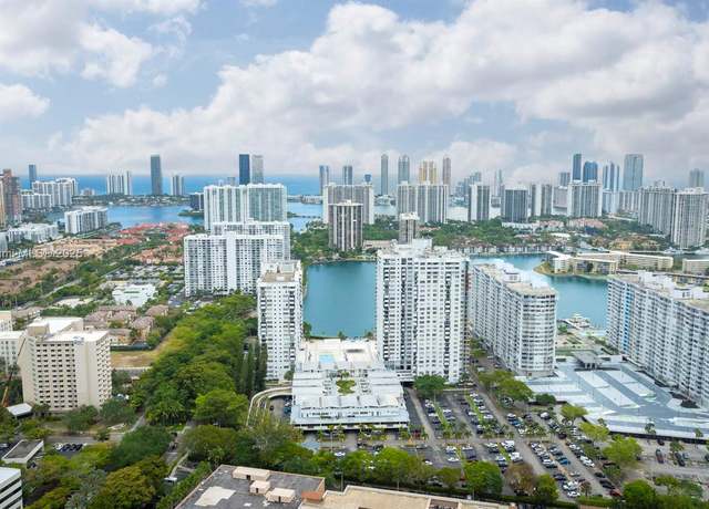 Property at 2750 NE 183rd St #1409, Aventura, FL 33160, 2 beds, 2 baths