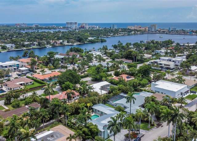 Property at 1022 Jefferson St, Hollywood, FL 33019, 4 beds, 4 baths