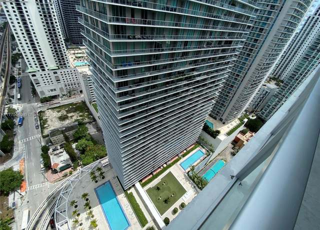 Property at 79 SW 12 St Unit 3810-S, Miami, FL 33130, 2 beds, 2 baths