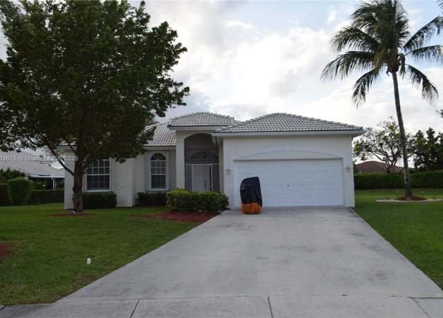 Property at 440 SE 25th Dr, Homestead, FL 33033, 3 beds, 2 baths