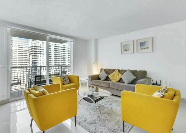 Property at 1200 Brickell Bay Dr #2504, Miami, FL 33131, 1 bed, 1 bath